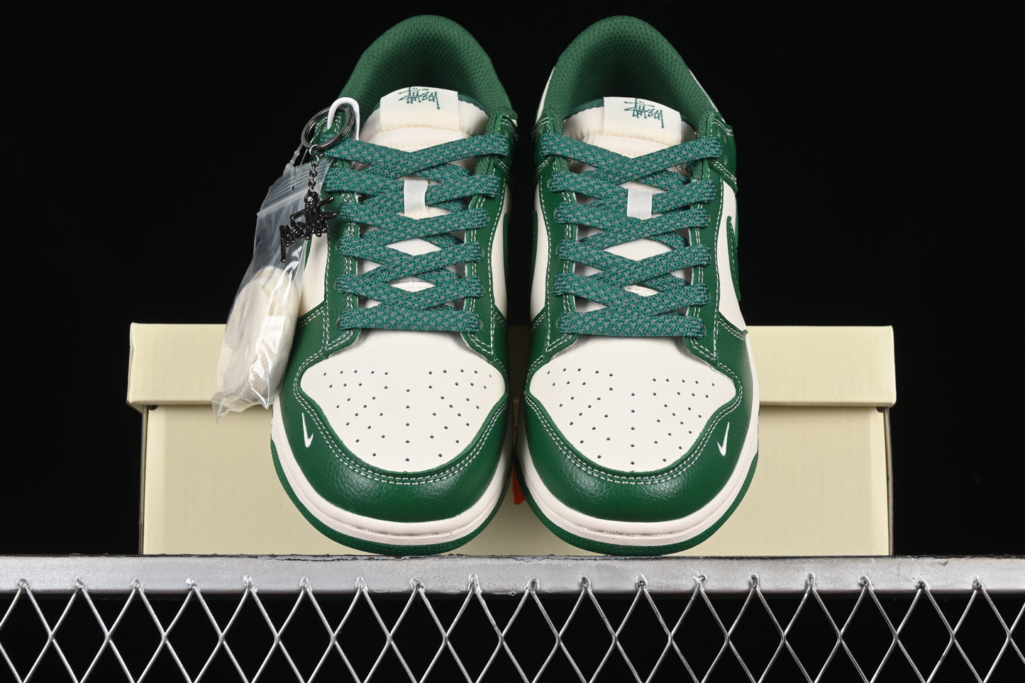 Nike Dunk x Stussy