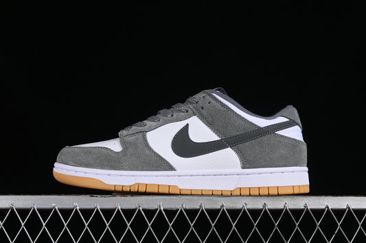 Nike Dunk "Smike Grey"