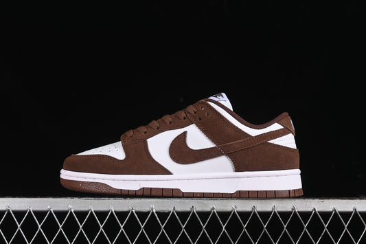 Nike Dunk "Brown Velvet"