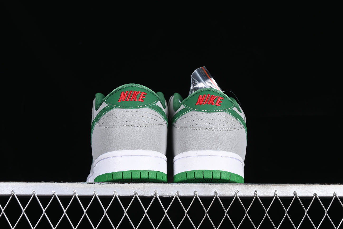 Nike SB Dunk Low Pro "Grey/Green"