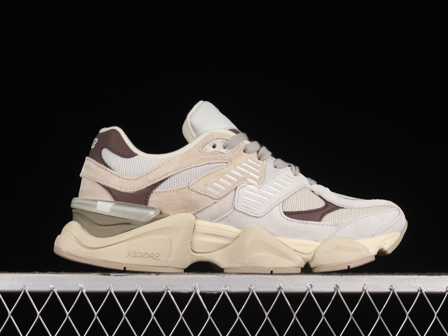 New Balance 9060 Beige/Brown