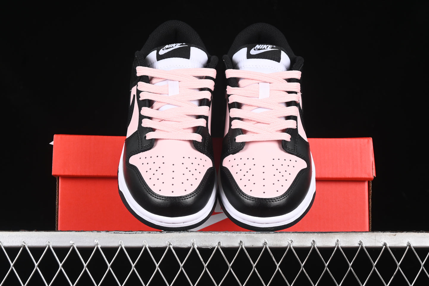Nike Dunk "Black/Pink"