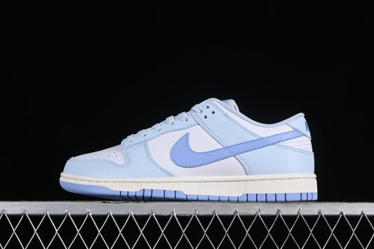 Nike Dunk "Blue Tint"