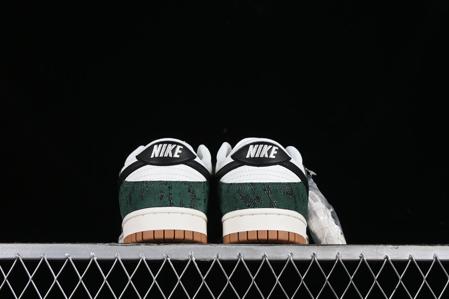 Nike Dunk "Green Snake"