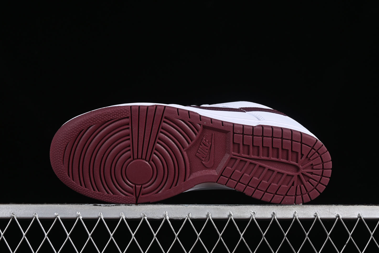 Nike Dunk "White Night Maroon"