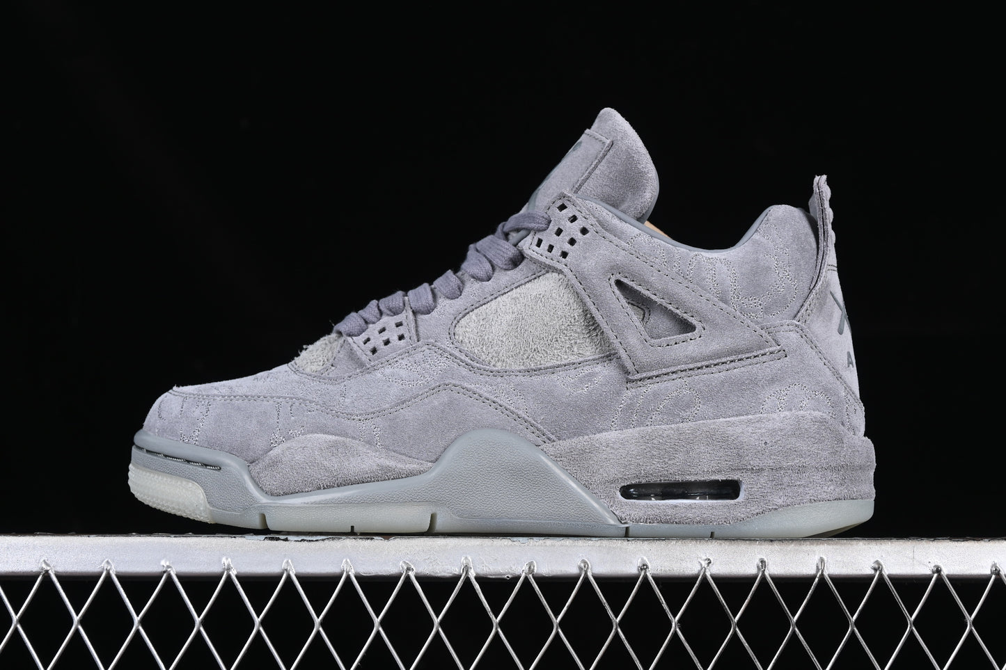 Air Jordan 4 Retro Kaws