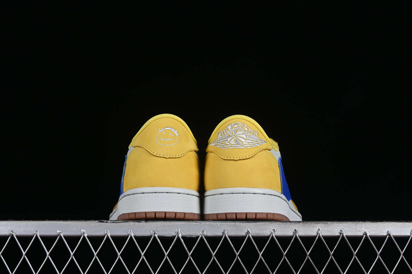 Jordan x Travis Scott Aj1 Low "Canary"